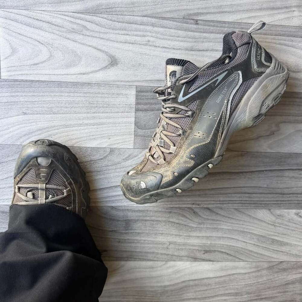 The North Face Ultra 109 Gore-Tex Hiking Shoes Size 9 Gray Black